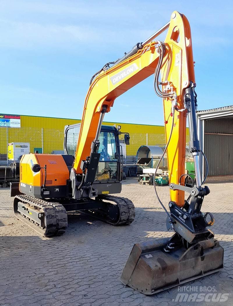 Develon DX 85 R-7 Minikoparki