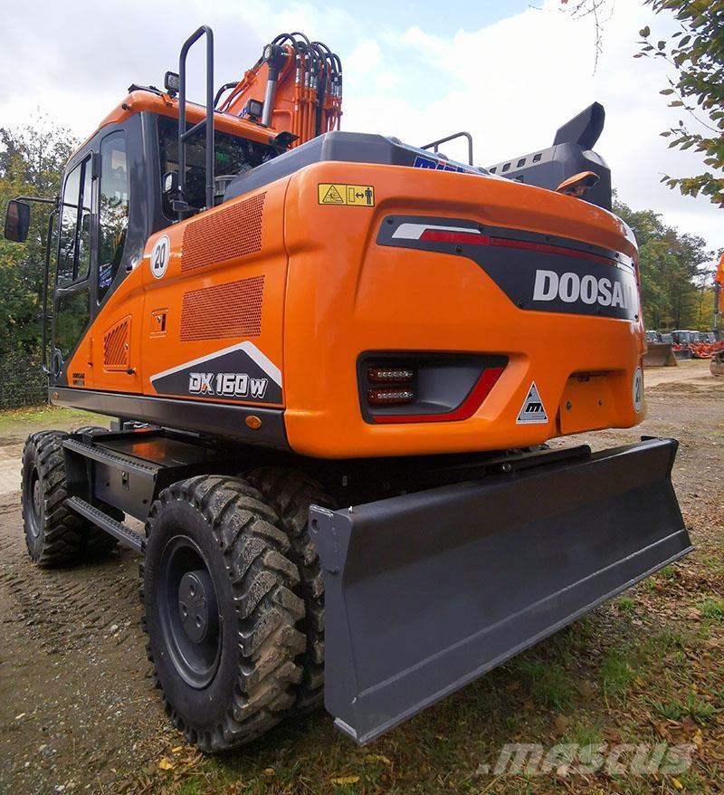 Doosan DX 160 W-7 Koparki kołowe