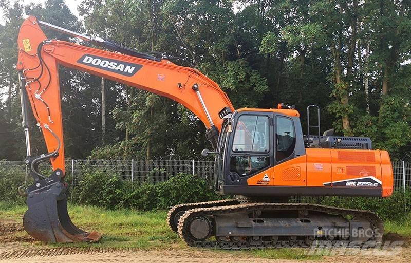 Doosan DX 225 LC-7 Koparki gąsienicowe