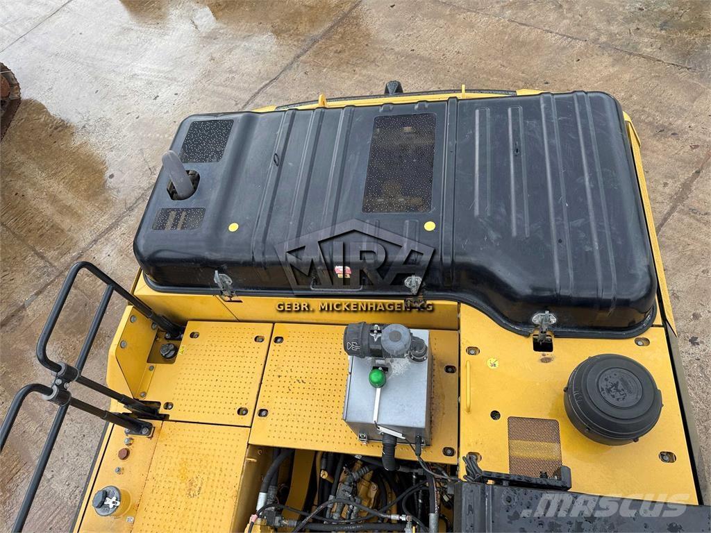 CAT 326 F LN Koparki gąsienicowe