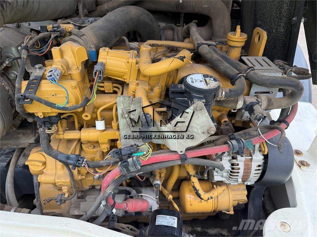 CAT 908M Ładowarki kołowe