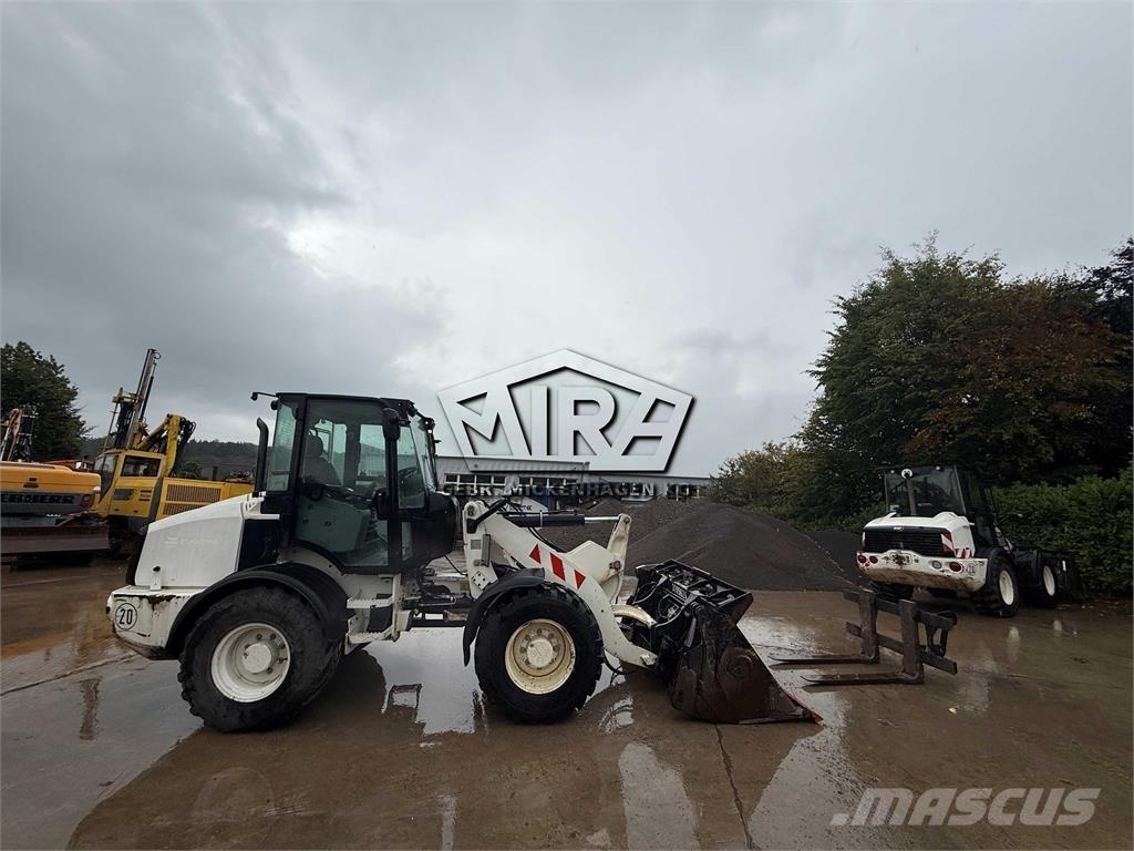 CAT 908M Ładowarki kołowe