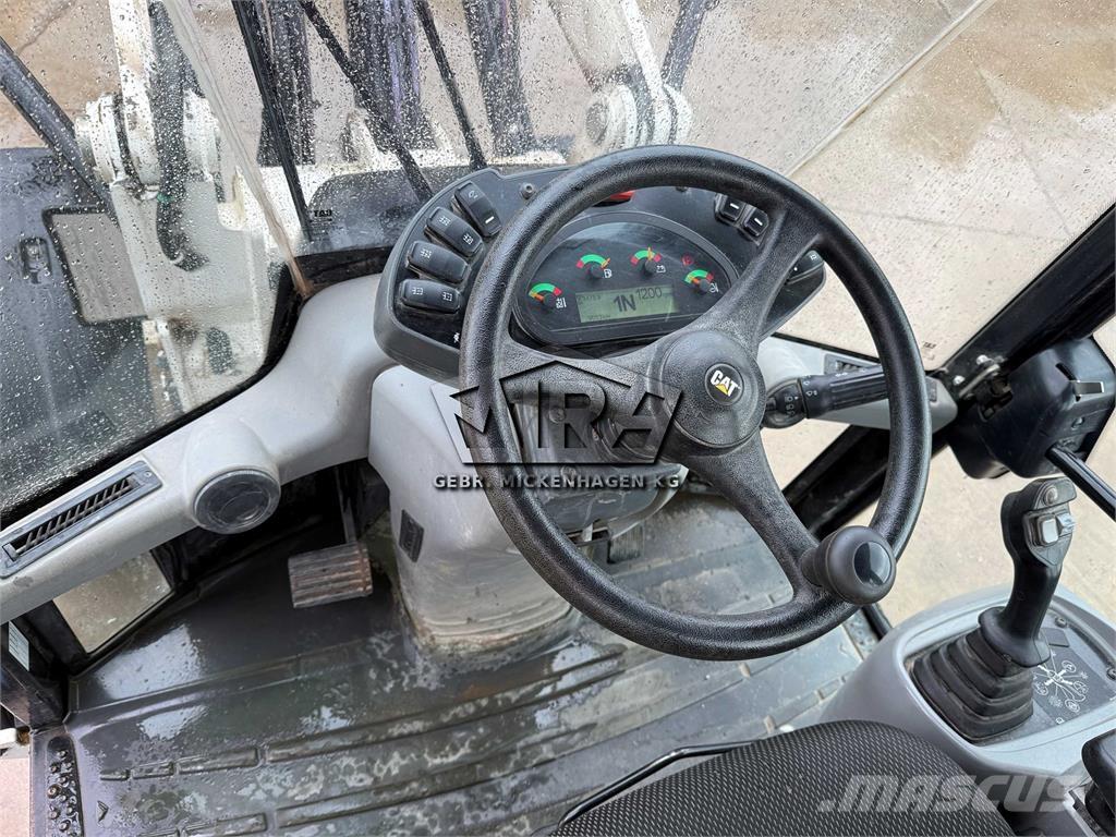 CAT 908M Ładowarki kołowe