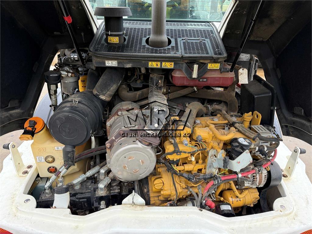 CAT 908M Ładowarki kołowe