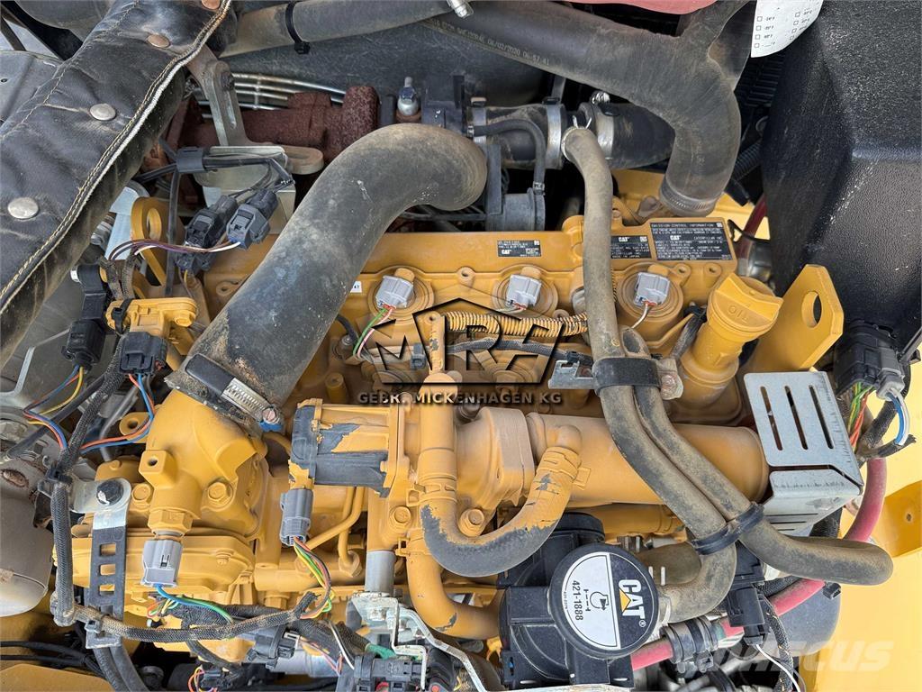 CAT 908M Ładowarki kołowe