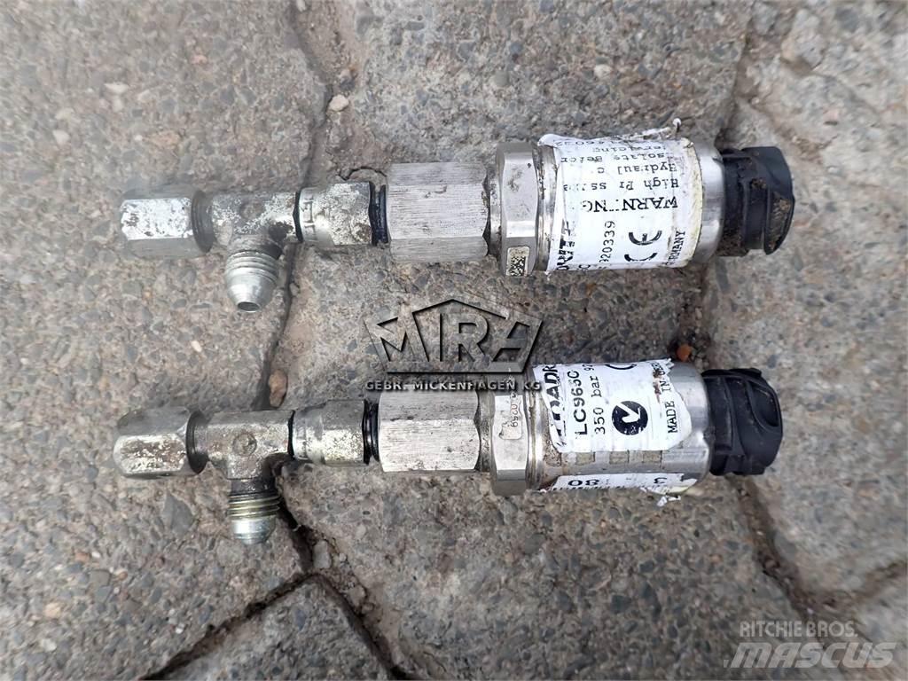 CAT 926 M/ Waage Kabiny i wnętrze