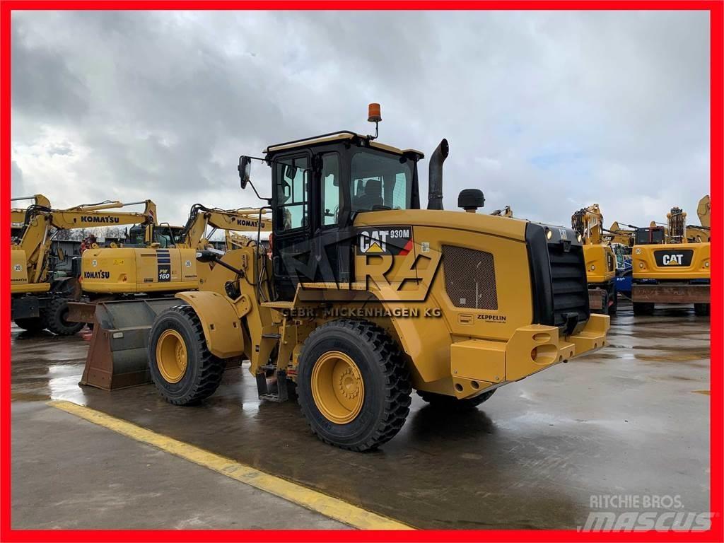 CAT 930M Ładowarki kołowe