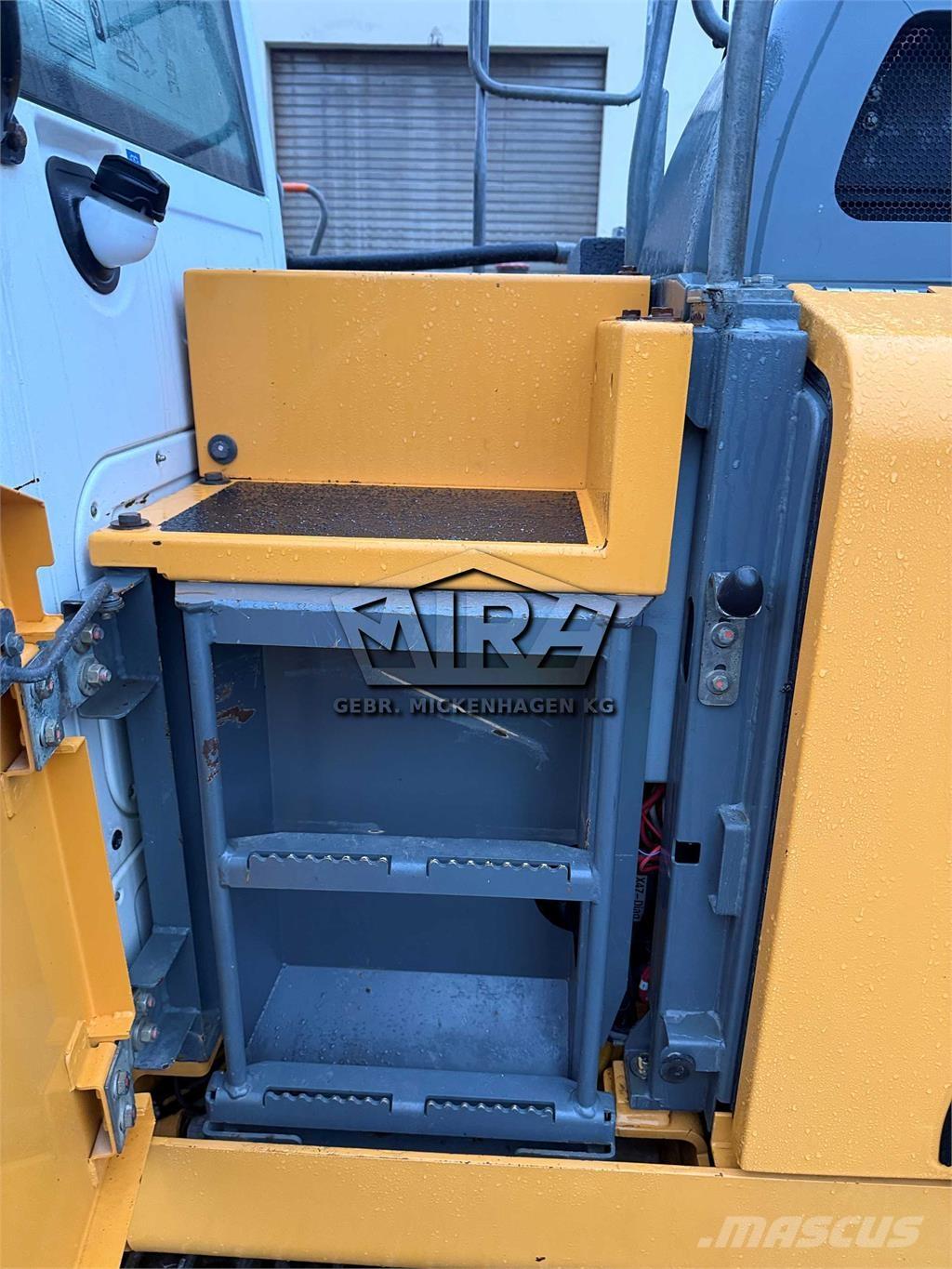 Liebherr R 922 LC Koparki gąsienicowe