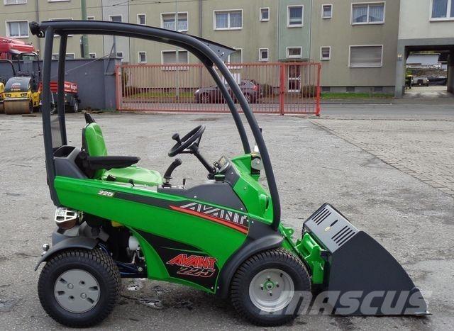 Avant Tecno 225 Ładowarki kołowe