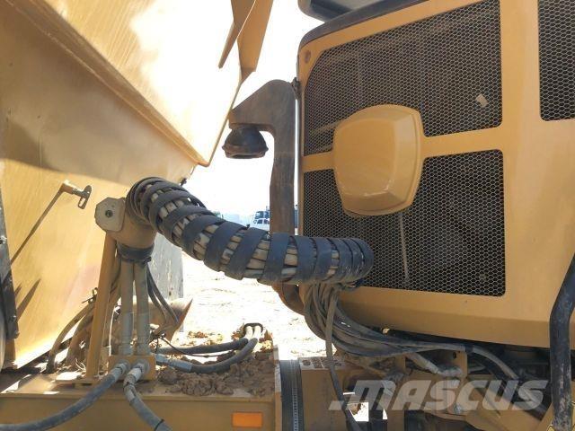 CAT 730 Maszyny budowlane - Inne