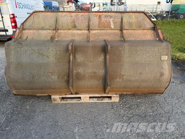  DIV. SCHAUFEL Ładowarki kołowe