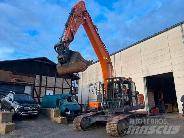 Doosan DX 225 LC-5 Koparki gąsienicowe