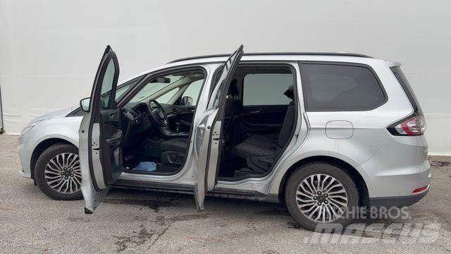 Ford Galaxy Trend Samochody osobowe