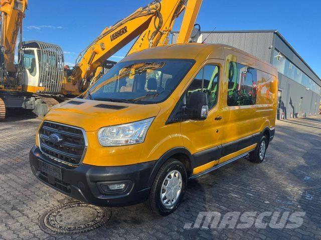 Ford Transit Busy / Vany