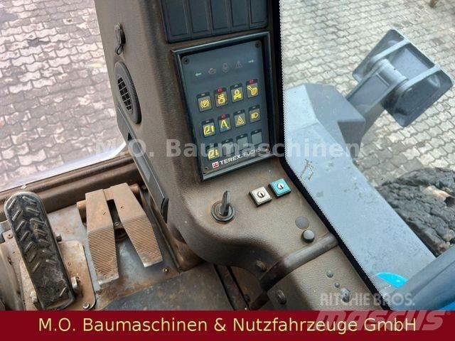 Fuchs MHL 350 Koparki kołowe