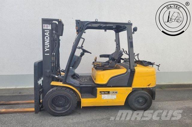 Hyundai 30L-7A Wózki LPG