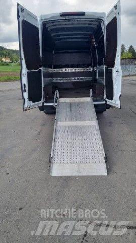 Iveco 35-170 Busy / Vany