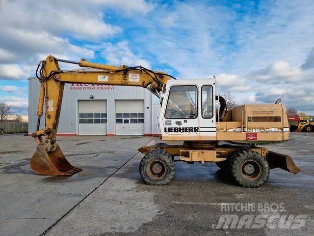 Liebherr A912 Koparki kołowe
