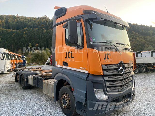 Mercedes-Benz 2542 Pojazdy pod zabudowę