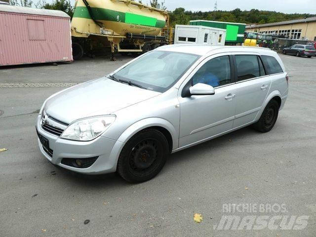 Opel Astra - Samochody osobowe