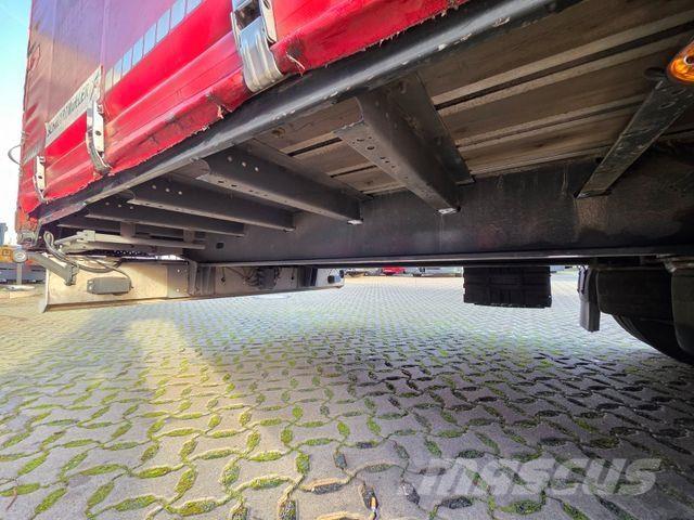 Schwarzmüller SJ Inne naczepy