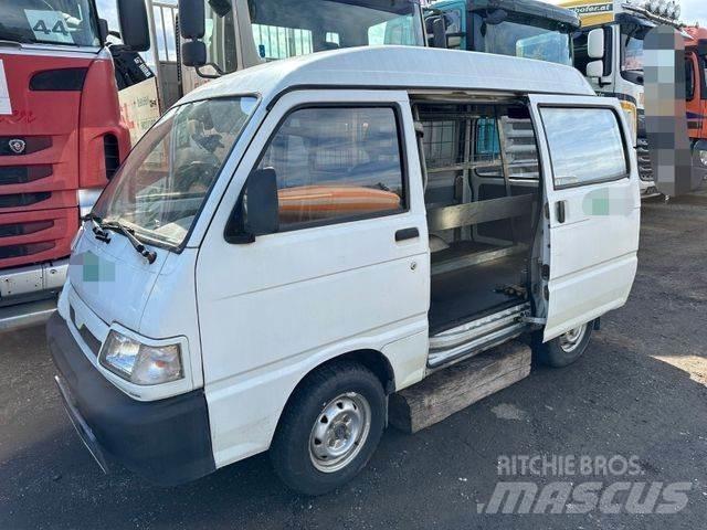 Suzuki SU Busy / Vany
