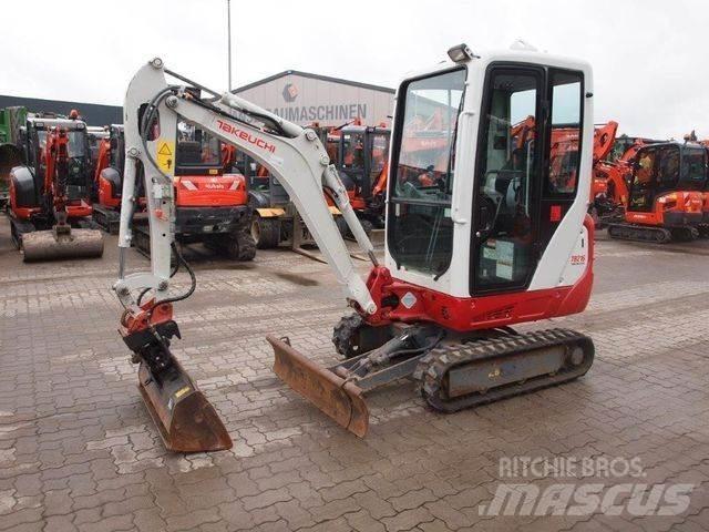 Takeuchi TB 216 Minikoparki