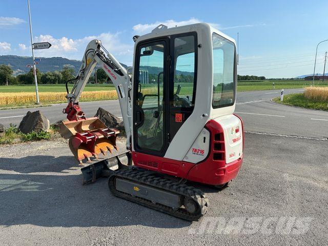 Takeuchi TB216 Minikoparki