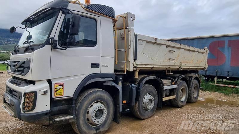 Volvo tri benne Wywrotki