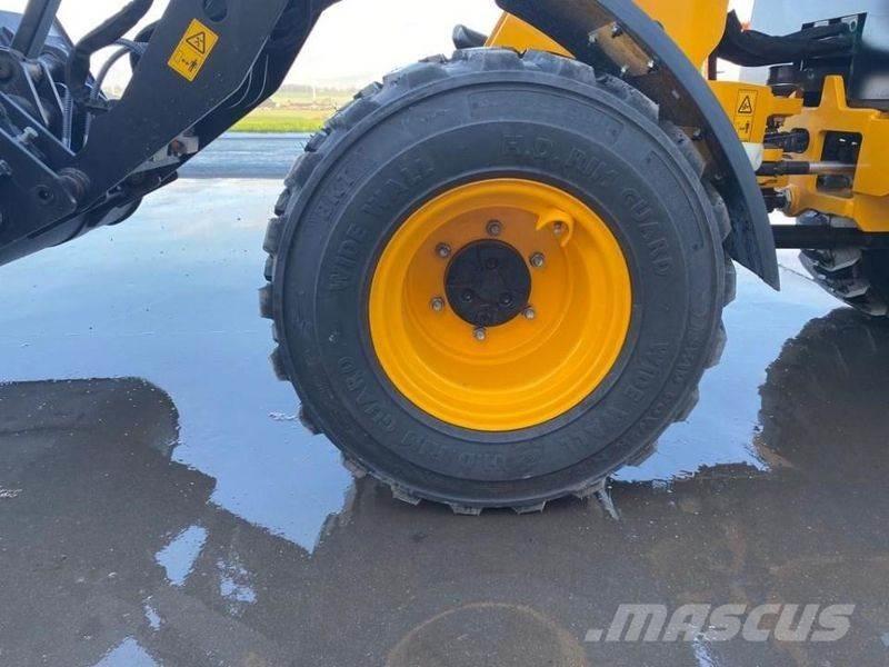 JCB 403 Ładowarki burtowe