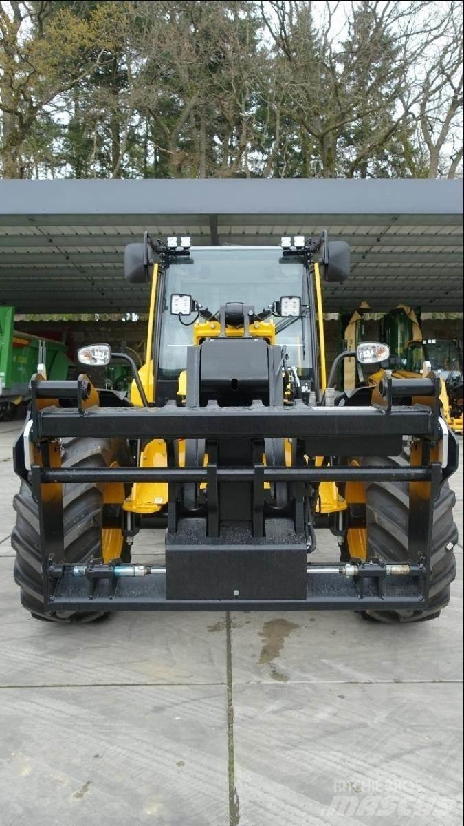 JCB TM 320 S Ładowarki teleskopowe