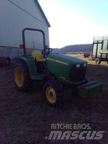 John Deere 3038E Maszyny budowlane - Inne
