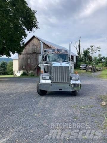 Kenworth 900 Busy / Vany