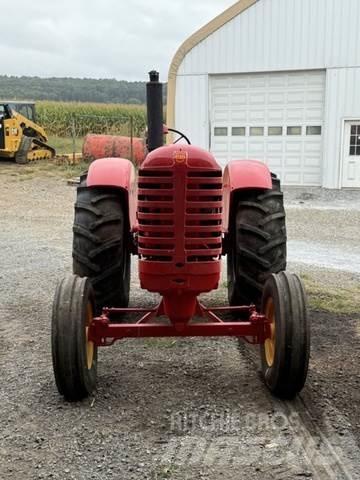  Massey Harris 444 Maszyny budowlane - Inne