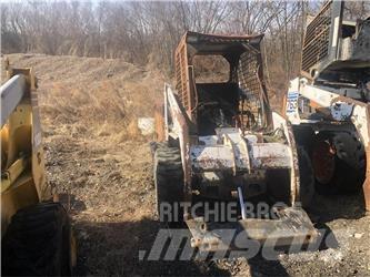 Bobcat 753 Ładowarki burtowe