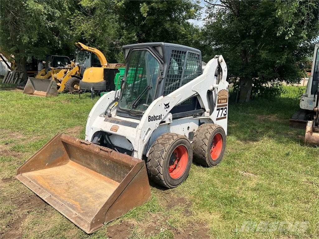 Bobcat 773 Ładowarki burtowe