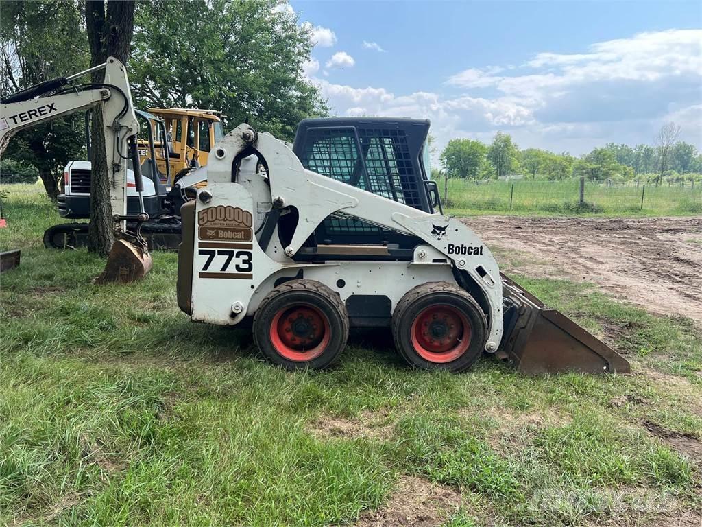 Bobcat 773 Ładowarki burtowe