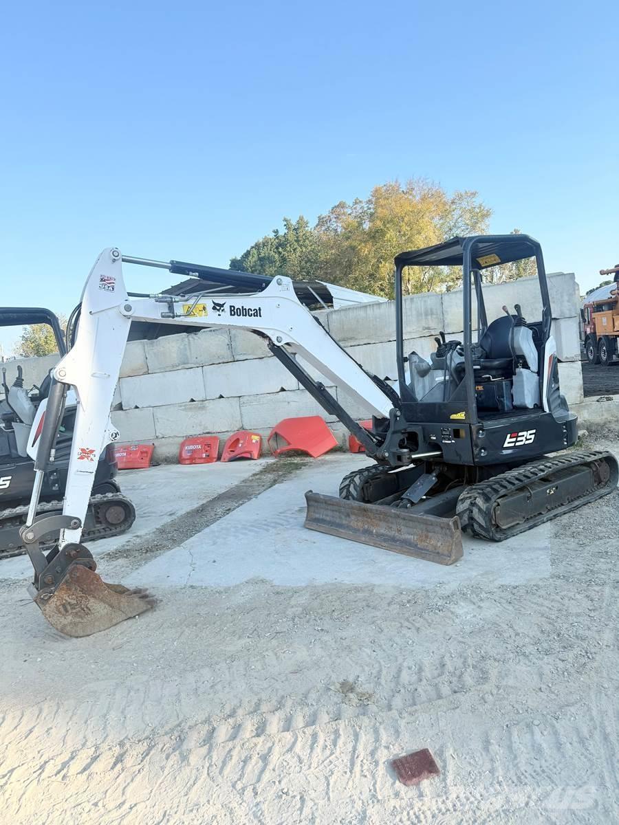 Bobcat E35 Minikoparki