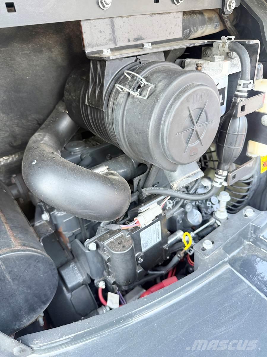 Bobcat E35 Minikoparki