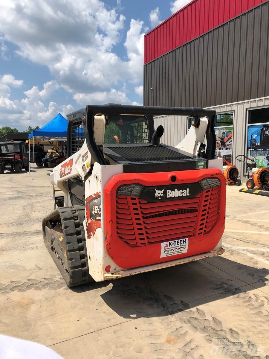 Bobcat T64 Ładowarki burtowe