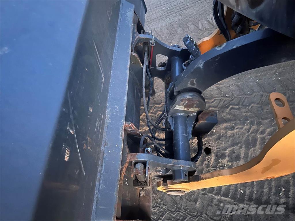 CASE 321F Ładowarki kołowe