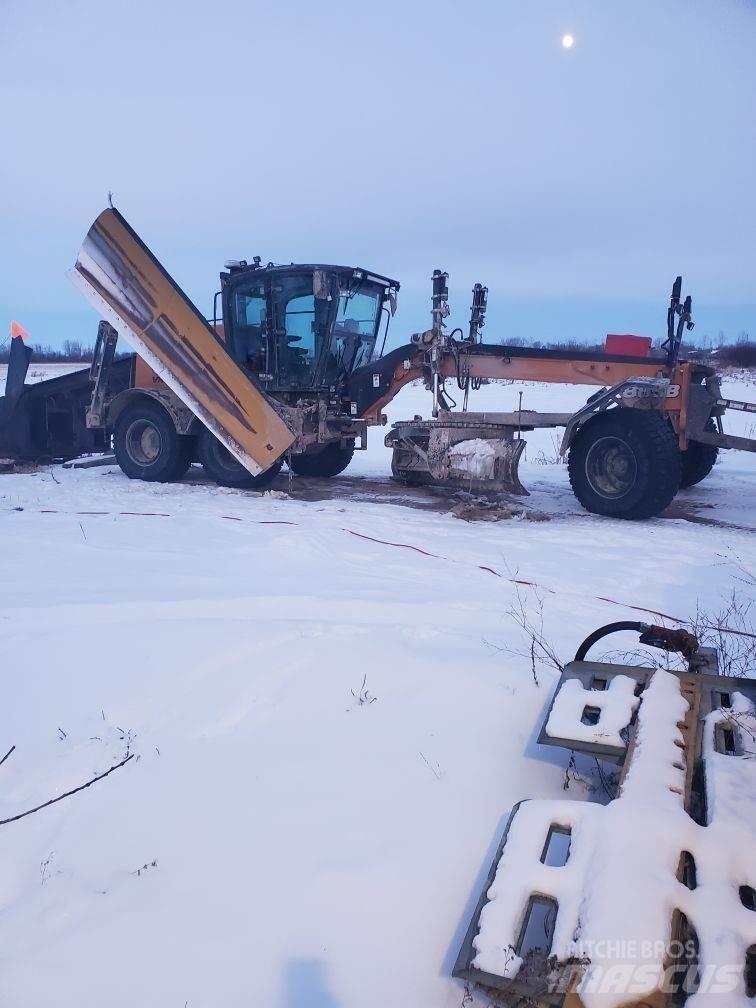 CASE 885B Równiarki