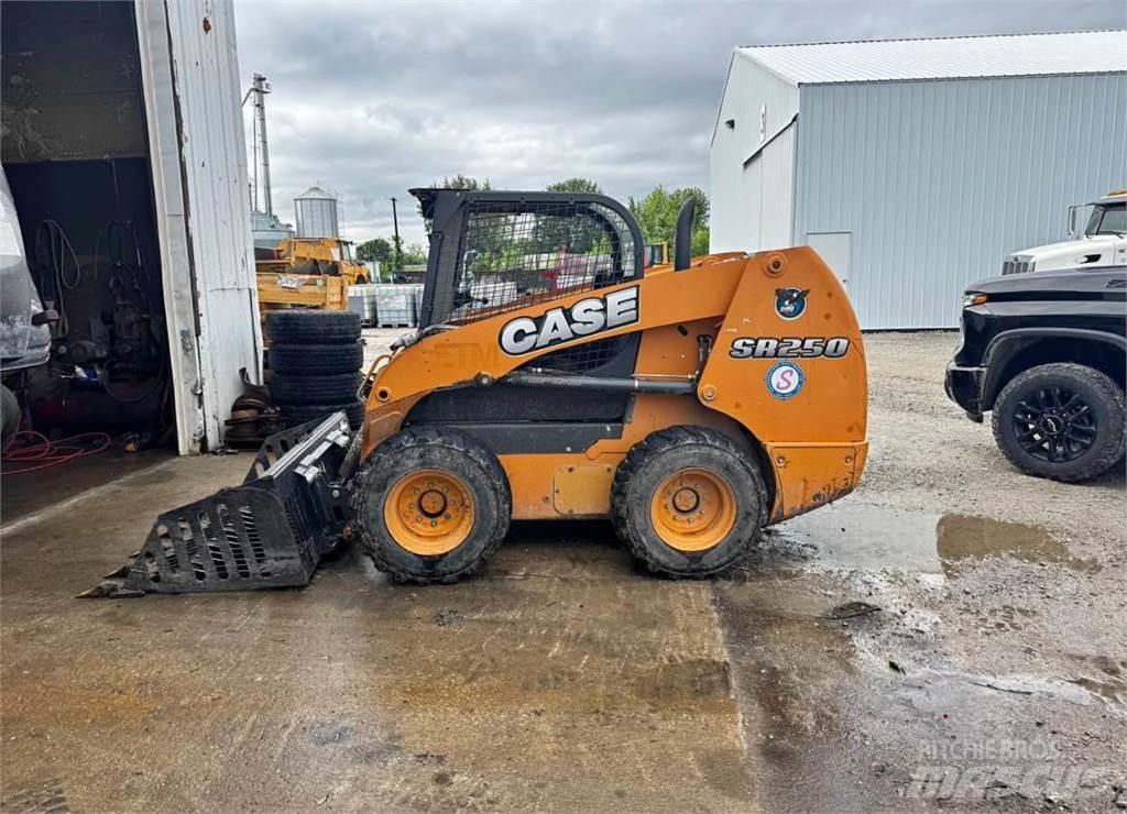 CASE SR250 Ładowarki burtowe