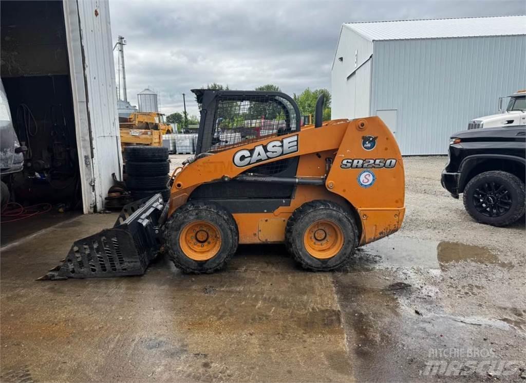 CASE SR270 Ładowarki burtowe