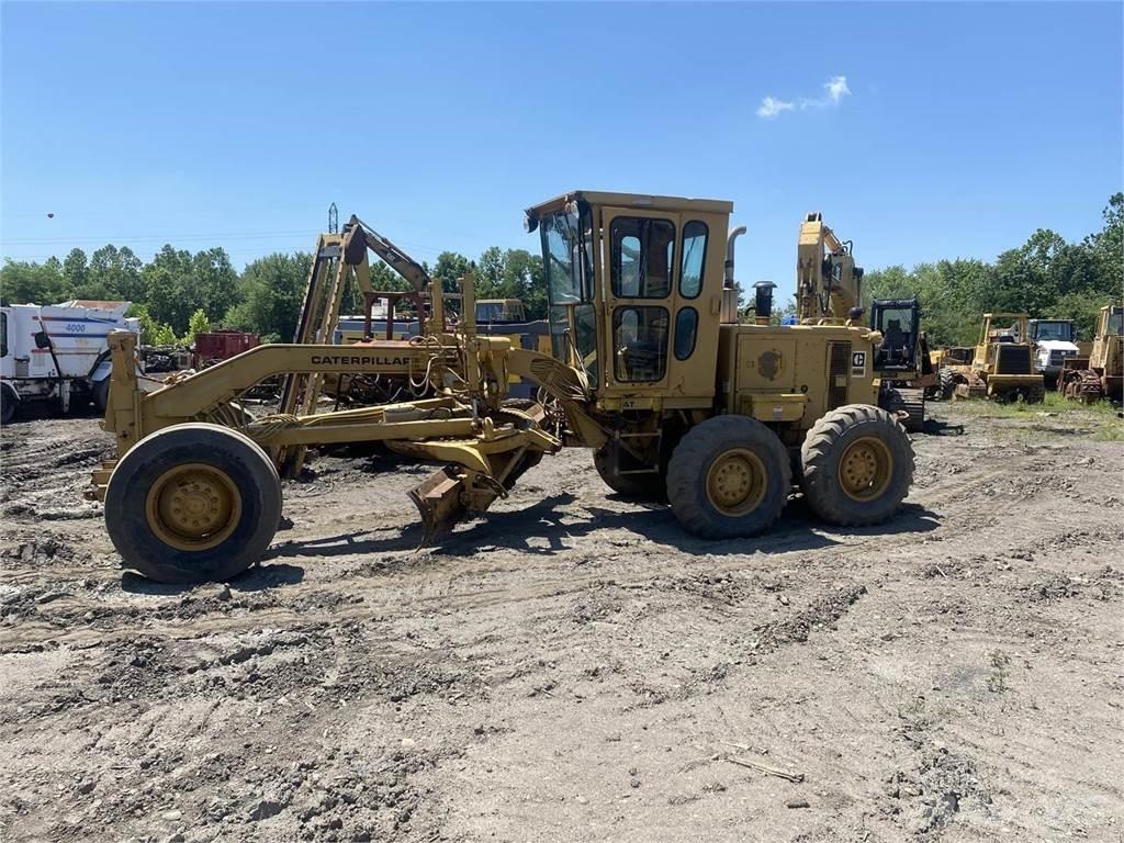CAT 120G Równiarki