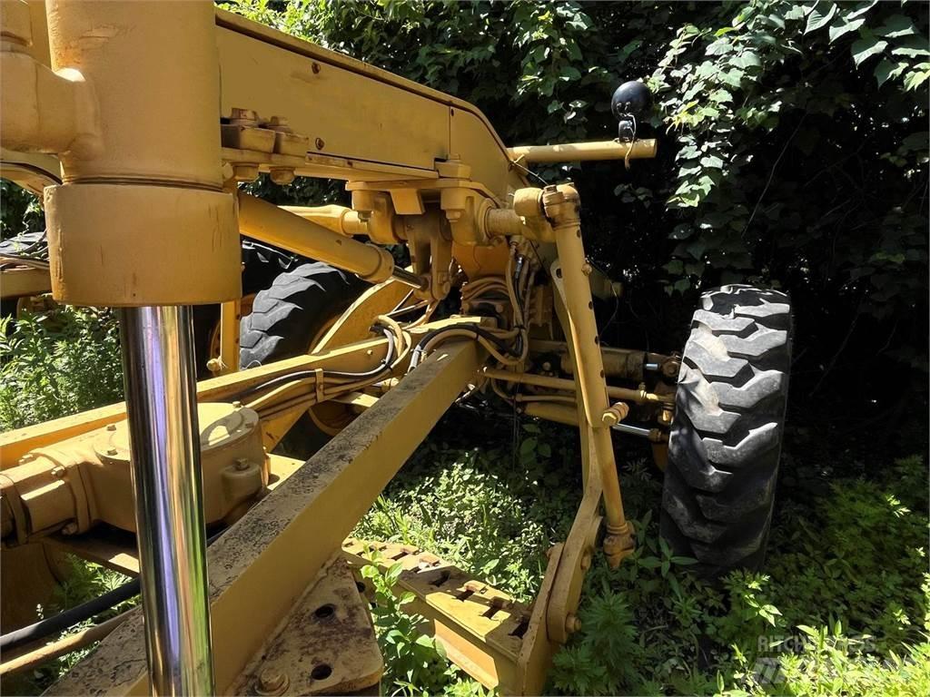 CAT 120G Równiarki