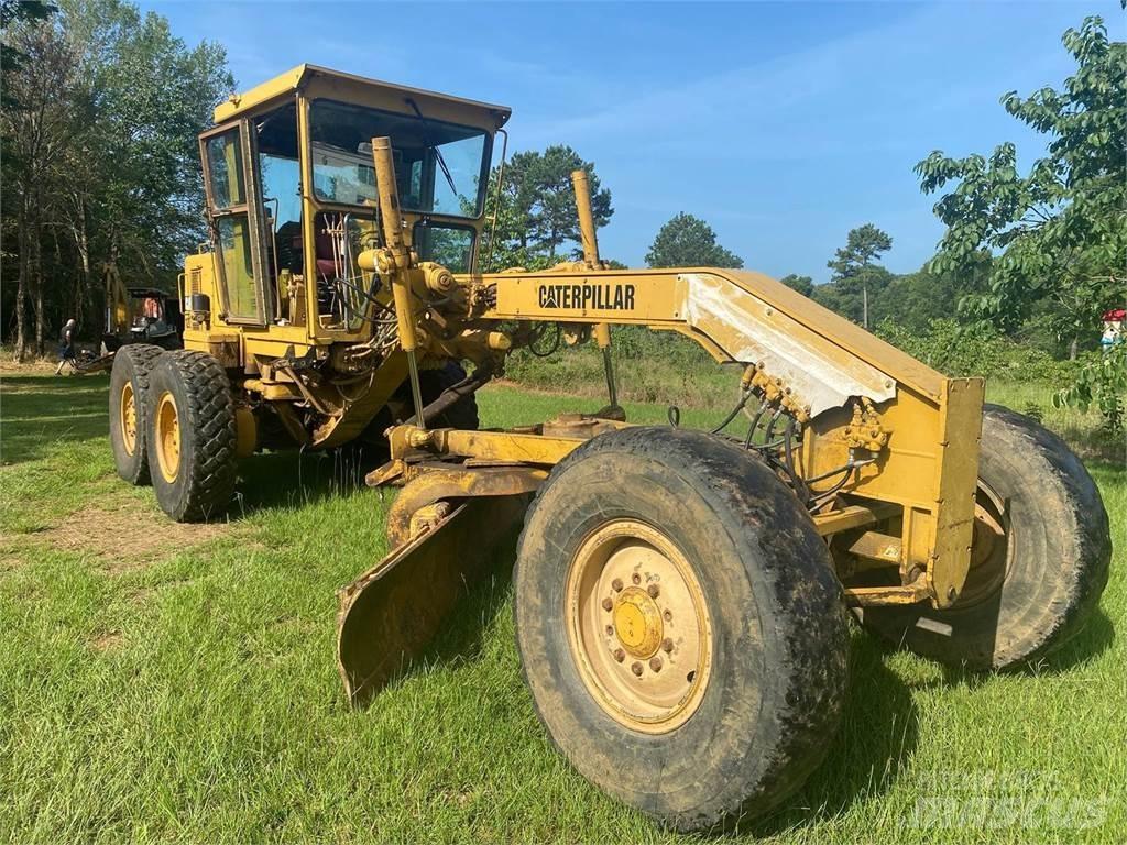 CAT 120G Równiarki