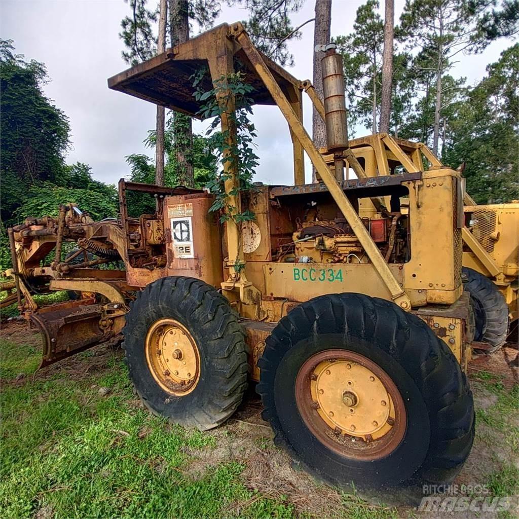 CAT 12E Równiarki