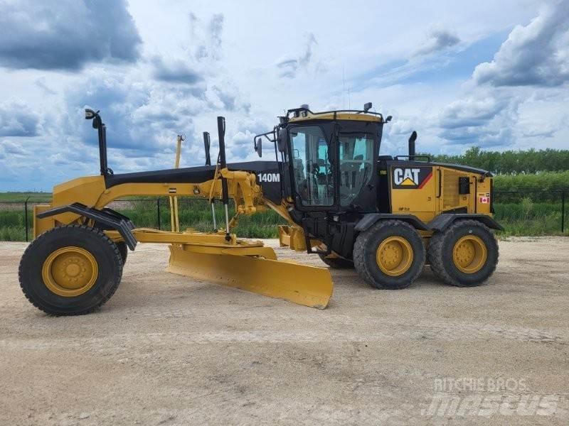 CAT 140M Równiarki