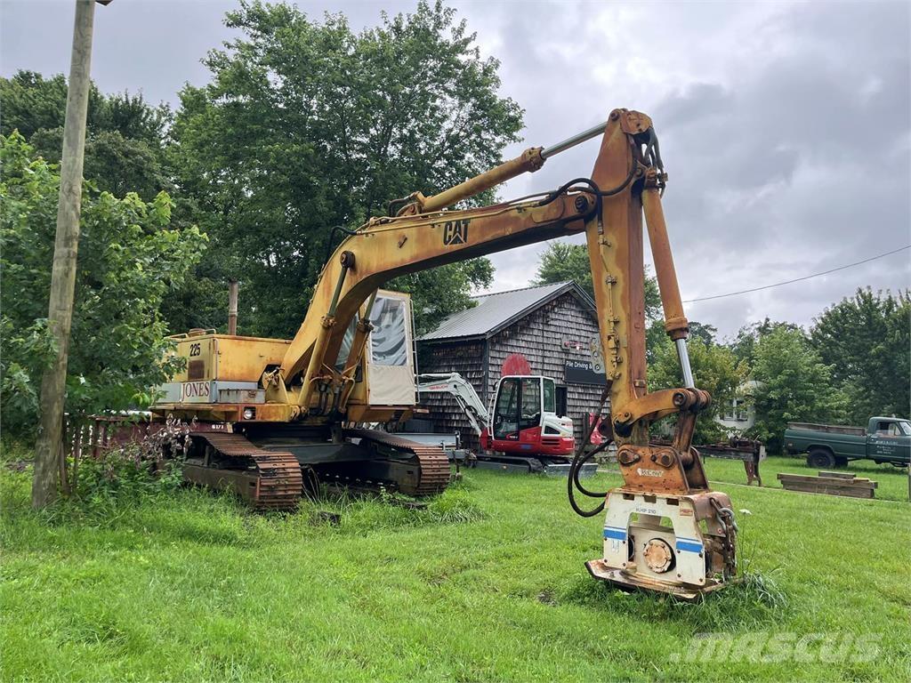 CAT 225 LC Koparki gąsienicowe